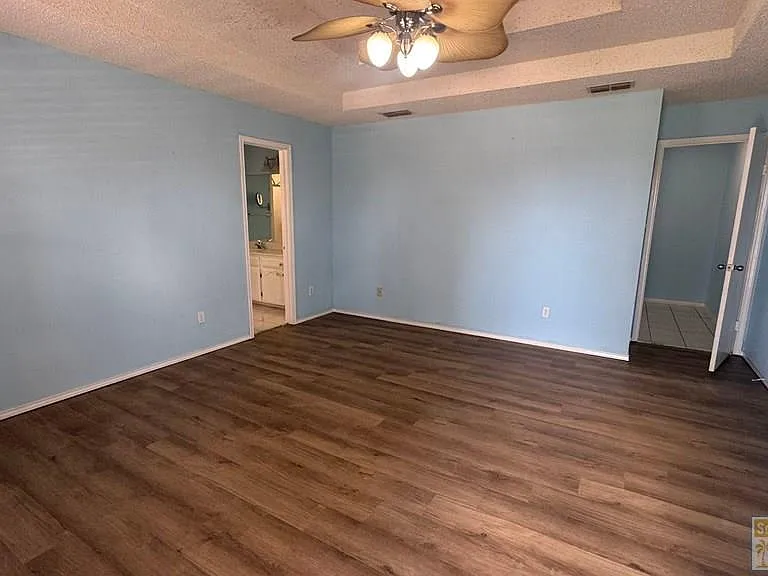 108 W Capricorn Dr — Photo 18