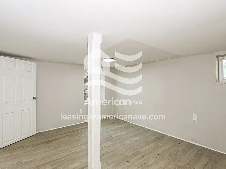 12685_013_bedroom_12.jpg