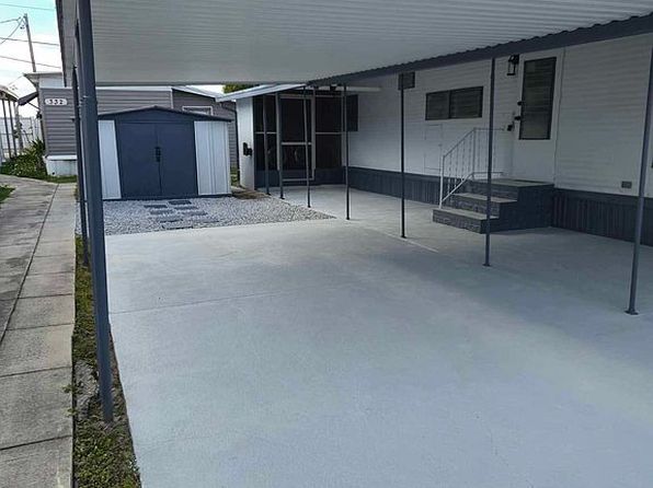 242 Robin Ct