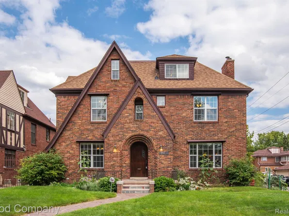 17302 Wildemere St, Detroit, MI 48221