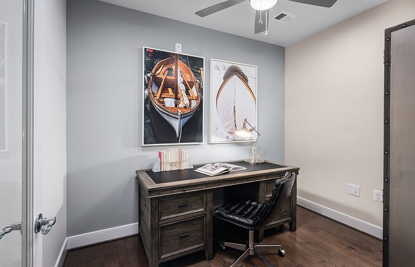 Spacious Den - Perfect for a Home Office