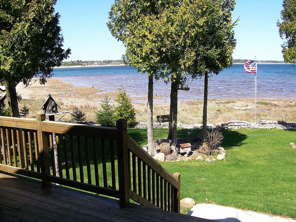 2nd image of 440 Stoney Point Dr