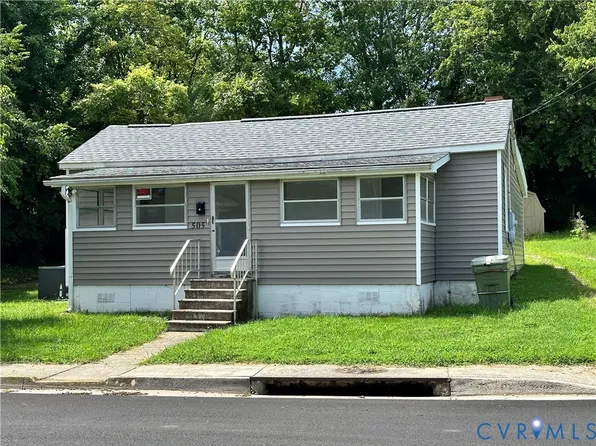 505 Hill St, Farmville, VA 23901