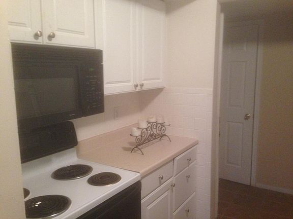 2nd image of 6470 White Cap Ln APT B