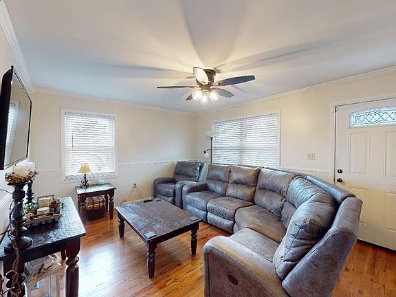 5th image of 2306 Quillen Dr