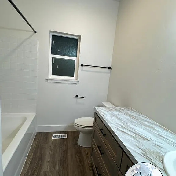 mini_Bathroom_2 (5)_05132025