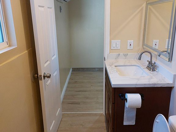4th image of 4045 E 56th St #1