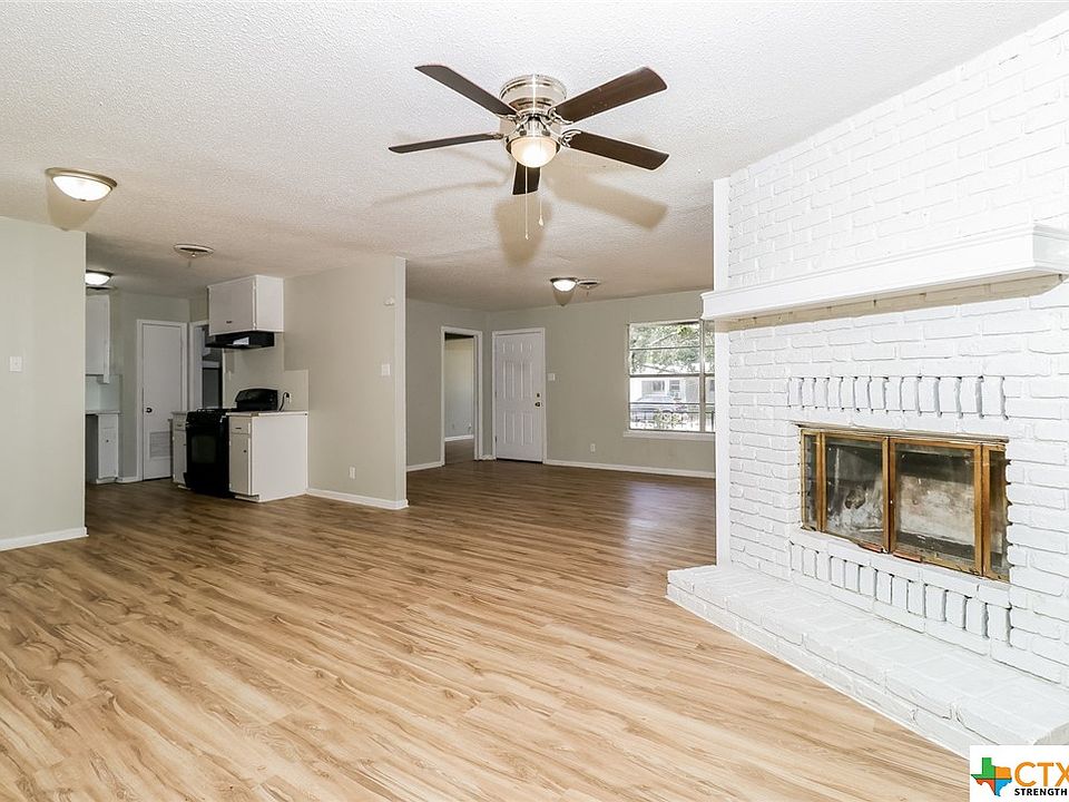 1st image of 1402 Duvall Dr