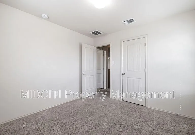 205 Tallow Trl — Photo 26