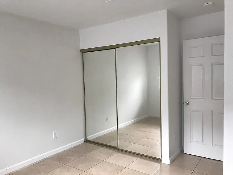 647 Hind Iuka Dr — Photo 10
