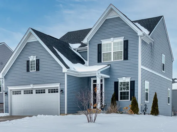 950 Neuway Ln, Antioch, IL 60002