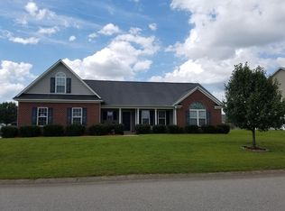 1010 Fairfield Cir, Raeford, NC 28376
