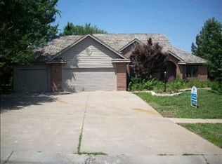 3739 SW Spring Creek Ln, Topeka, KS 66610
