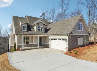 7375 Crestline Dr, Dawsonville, GA 30534