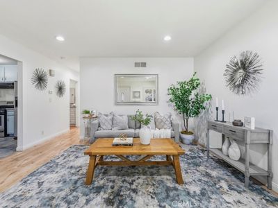 11736 215th St, Lakewood, CA, 90715