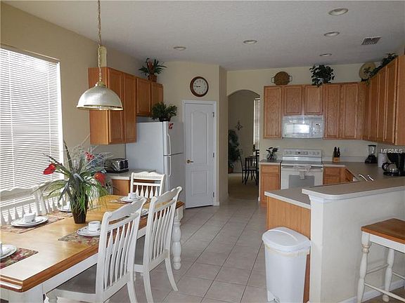 5th image of 15301 Markham Dr