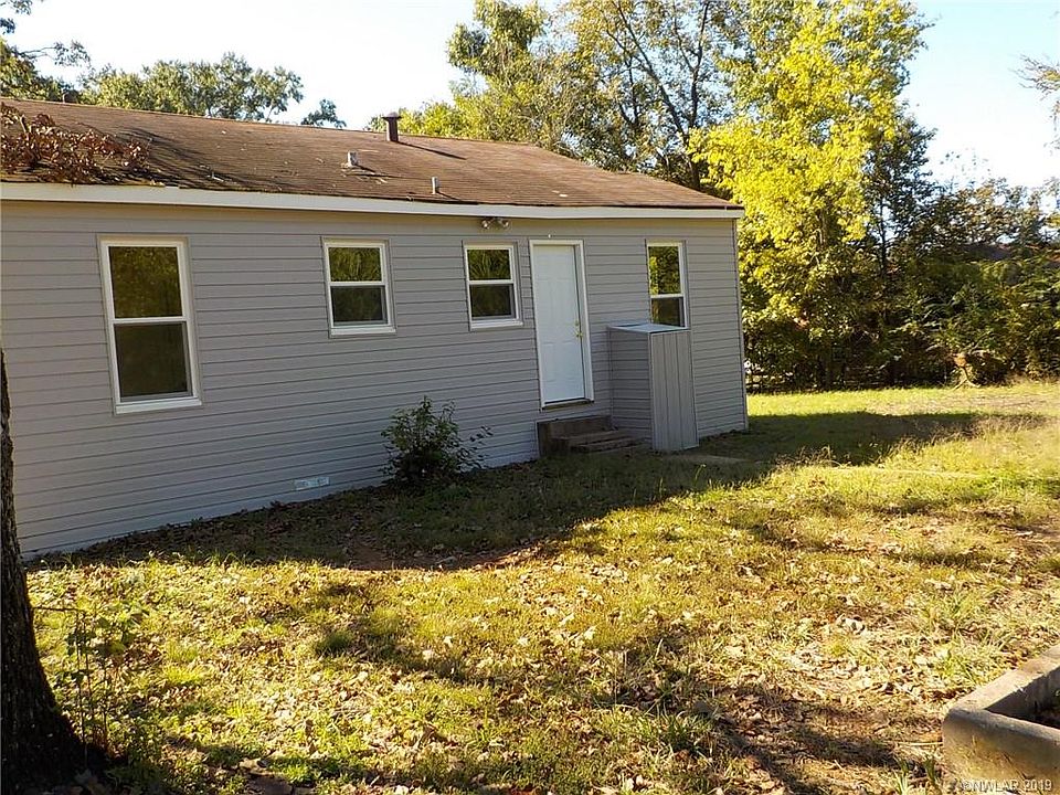 2nd image of 3602 Hardy St