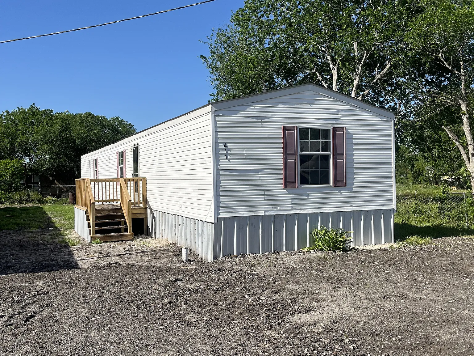 4 bed, 1216 sqft, $1,350 — Photo 2