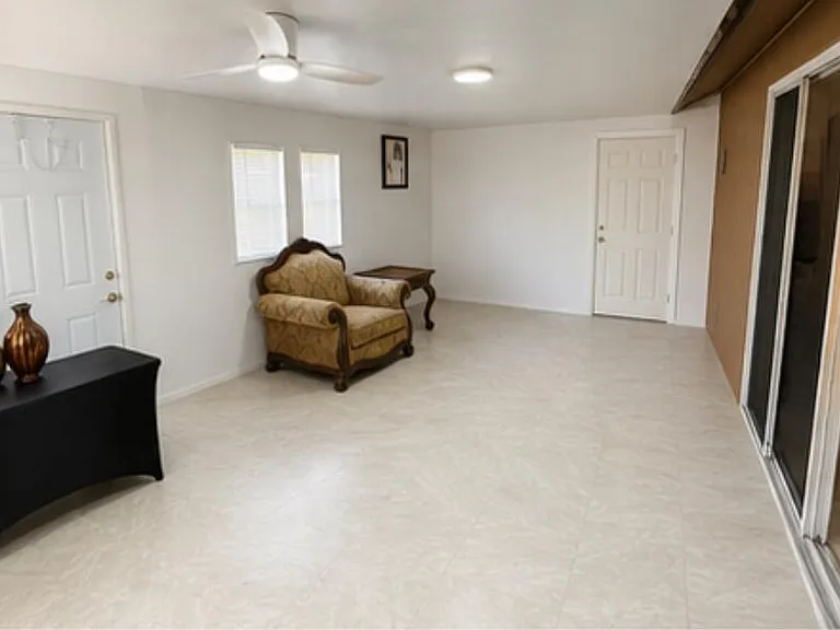 1481 SW Jacksonville Ave — Photo 21