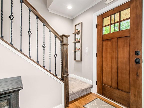 5th image of 3055 Tremont Rd