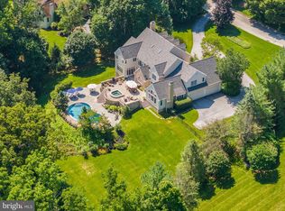 4 Harrison Dr, Newtown Square, PA 19073