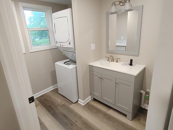 5th image of 96 Ponder St