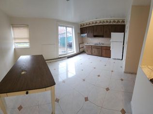 1325 Balcom Ave, Bronx, NY 10461