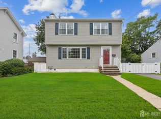705 Front St, Dunellen, NJ 08812