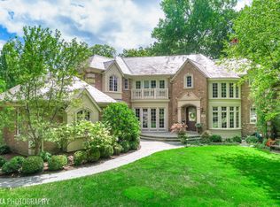 156 Maple Hill Rd, Glencoe, IL 60022