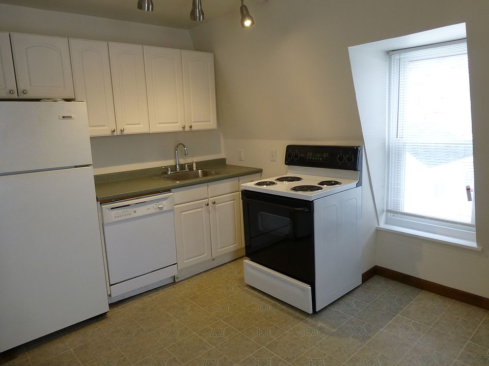 Stove, Refrigerator & Dishwasher