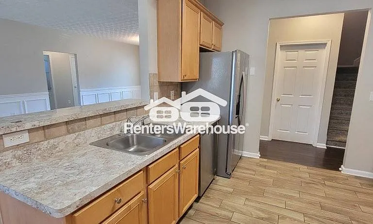 996 Maple Leaf Dr — Photo 14