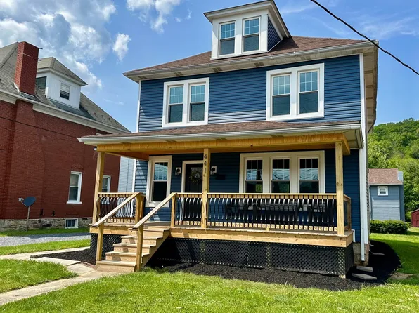 441 & 443 E Pitt St, Bedford, PA 15522