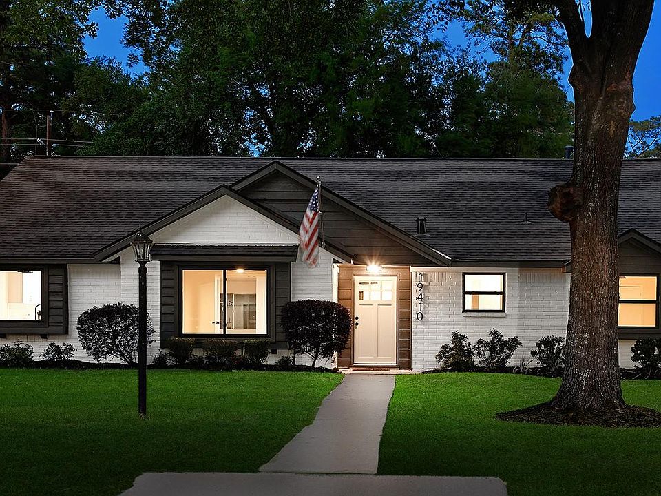 1st image of 19410 Craigchester Ln