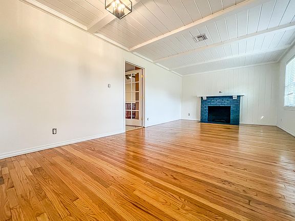 3rd image of 5353 Don Pio Dr