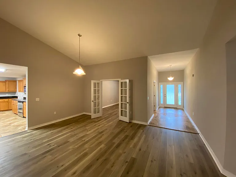 1810 Twin Pine Blvd — Photo 13