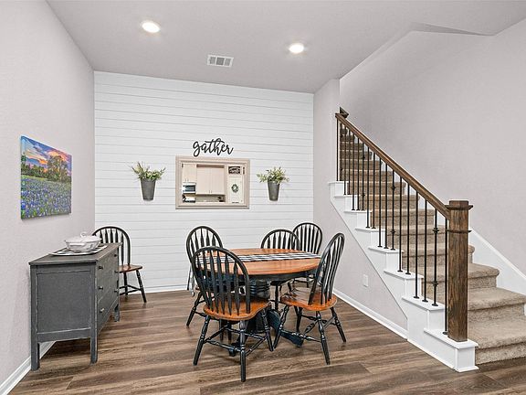 5th image of 21707 Sarasota Spice St