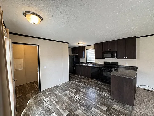 46 Armstrong St Photo 1