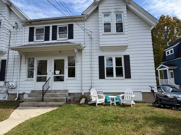 40 Pleasant St #1, Needham, MA 02492