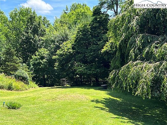 4th image of 206 Beaver Creek Estates Way