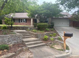 6566 S Hudson Pl, Tulsa, OK 74136