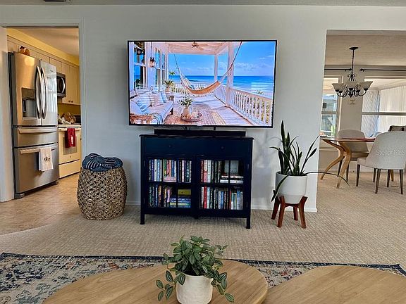 2nd image of 3141 REGATTA CIRCLE