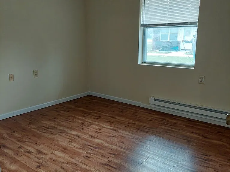 1714 Ashley St — Photo 8