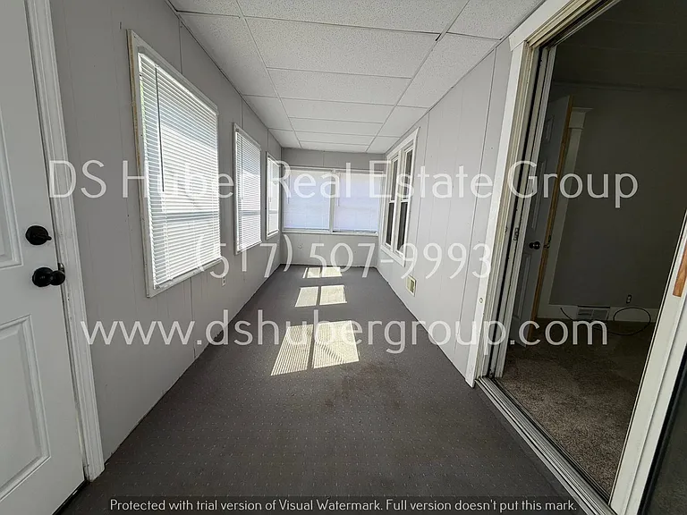 1219 McCullough St — Photo 2