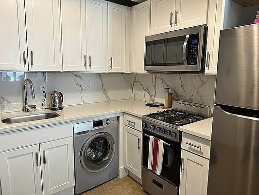 1st image of 154 E 106th St APT 4C
