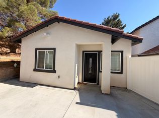 39355 Fostoria Ct, Palmdale, CA 93551