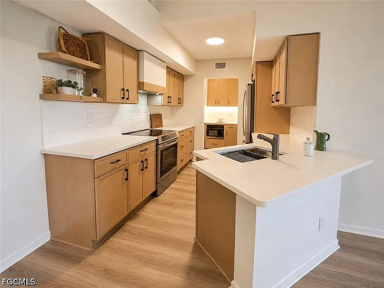 13625 Eagle Ridge Dr #334 — Photo 4
