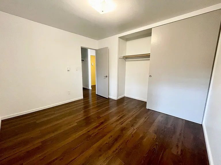 Bayview Apartments — Photo 66
