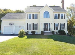 11 Laura Dr, Attleboro, MA 02703