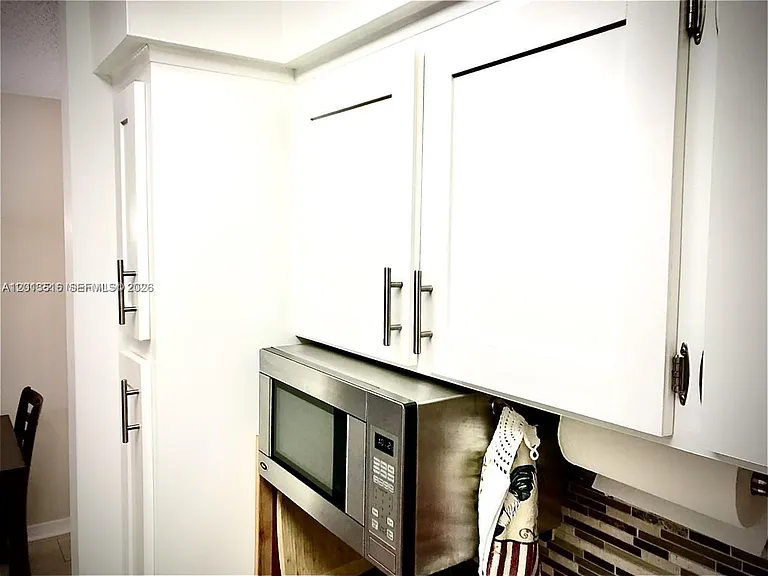 900 SW 11th Ave #17C — Photo 18