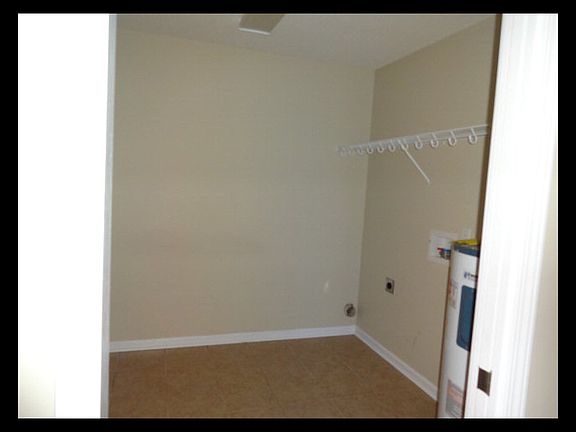4th image of 44 Cotton Dr